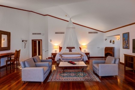 Cyprus Paphos (Pafos) Coral Beach Hotel & Resort 8 dňový pobyt All Inclusive Letecky Letisko: Bratislava July 2026 (31/07/26- 7/08/26)