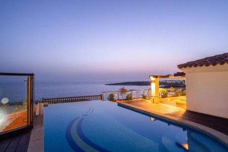 Cyprus Paphos (Pafos) Coral Beach Hotel & Resort 8 dňový pobyt All Inclusive Letecky Letisko: Bratislava July 2026 (31/07/26- 7/08/26)