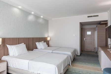 Sentido Neptun Beach - 55