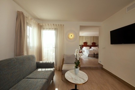 Španielsko Mallorca Secrets Mallorca Villamil Resort & Spa 5 dňový pobyt Raňajky Letecky Letisko: Praha July 2026 ( 1/07/26- 5/07/26)