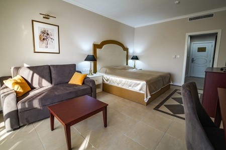 Imperial Palace (Ex. Victoria Palace) - 23