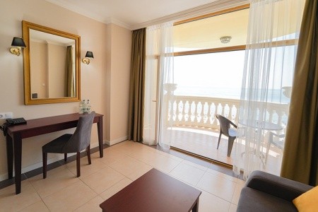 Imperial Palace (Ex. Victoria Palace) - 42