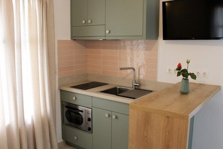 Studia Eleftheria - 20