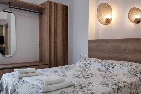 Studia Eleftheria - 22