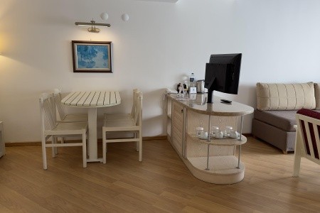 Turecko Turecká riviéra Sunrise Resort 11 dňový pobyt Ultra All inclusive Letecky Letisko: Viedeň April 2026 (25/04/26- 5/05/26)