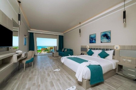 Sirena Beach Resort & Spa - 31