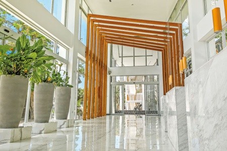 Maurícius Grand Baie Ocean V 8 dňový pobyt Polpenzia Letecky Letisko: Praha September 2025 ( 9/09/25-16/09/25)