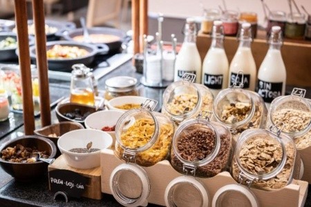 Španielsko Barcelona Catalonia Barcelona Plaza 9 dňový pobyt Raňajky Letecky Letisko: Praha October 2025 (28/10/25- 5/11/25)