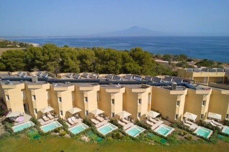 Mangia's Brucoli Resort - 2