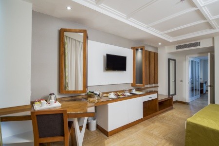 Turecko Belek Crystal Waterworld Resort & Spa 7 dňový pobyt Ultra All inclusive Letecky Letisko: Praha August 2026 (14/08/26-20/08/26)