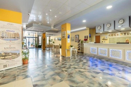 Aphrodite Beach - 16