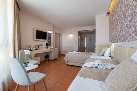 Aphrodite Beach - 37