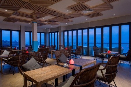 Cape Sienna Hotel & Villas