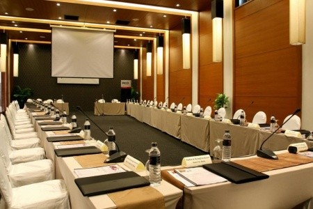 Cape Sienna Hotel & Villas