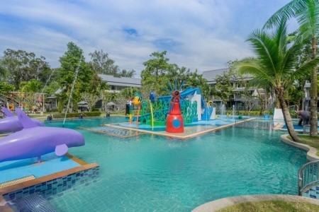 Emerald Beach Resort And Spa