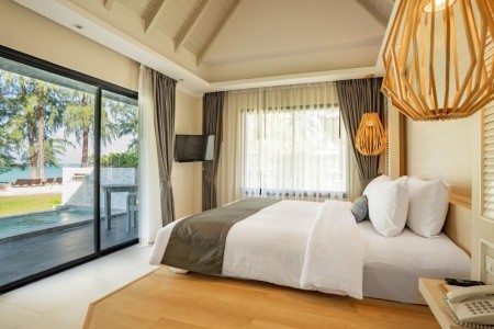 Emerald Beach Resort And Spa