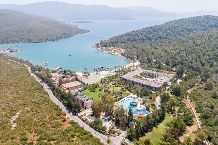 Green Bay Resort & Spa - 9