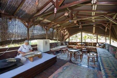 Green Bay Resort & Spa - 23