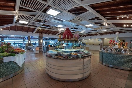 Green Bay Resort & Spa - 32