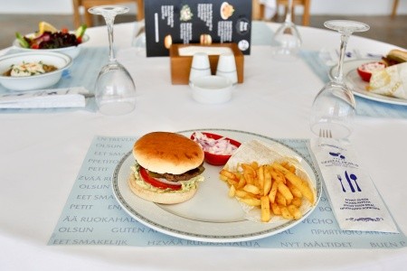 Green Bay Resort & Spa - 33