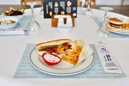 Green Bay Resort & Spa - 34