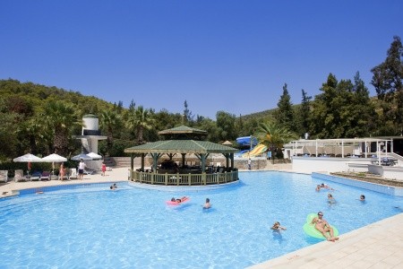 Green Bay Resort & Spa - 48