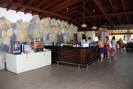 Green Bay Resort & Spa - 49