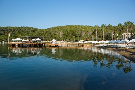 Green Bay Resort & Spa - 62