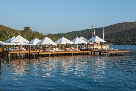 Green Bay Resort & Spa - 64