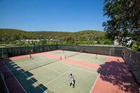 Green Bay Resort & Spa - 76