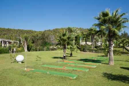 Green Bay Resort & Spa - 81