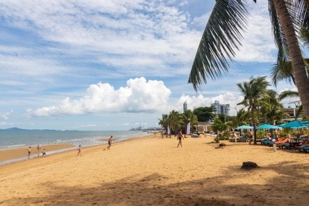 Thajsko Pattaya Pinnacle Grand Jomtien Resort & Spa 9 dňový pobyt Raňajky Letecky Letisko: Praha September 2025 (12/09/25-20/09/25)