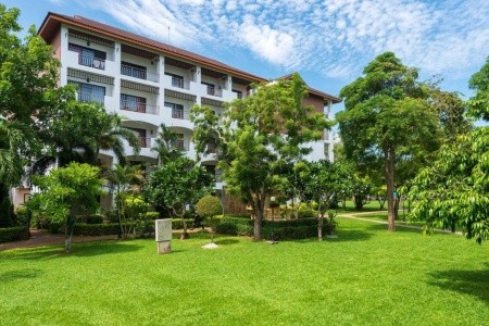 Thajsko Pattaya Pinnacle Grand Jomtien Resort & Spa 9 dňový pobyt Raňajky Letecky Letisko: Praha September 2025 (12/09/25-20/09/25)