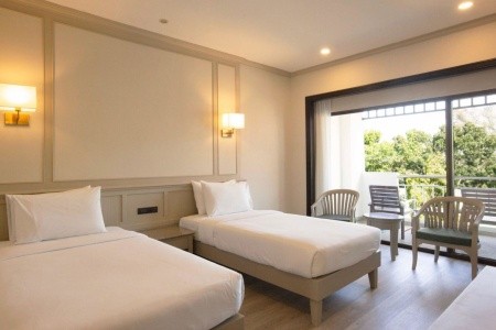 Thajsko Pattaya Pinnacle Grand Jomtien Resort & Spa 9 dňový pobyt Raňajky Letecky Letisko: Praha September 2025 (12/09/25-20/09/25)