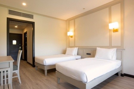 Thajsko Pattaya Pinnacle Grand Jomtien Resort & Spa 9 dňový pobyt Raňajky Letecky Letisko: Praha September 2025 (12/09/25-20/09/25)