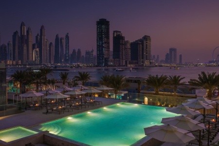 Spojené arabské emiráty Dubaj Radisson Beach Resort Palm Jumeirah 10 dňový pobyt Raňajky Letecky Letisko: Viedeň August 2025 (30/08/25- 8/09/25)