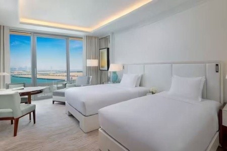 Katar Doha Waldorf Astoria Lusail Doha 8 dňový pobyt Polpenzia Letecky Letisko: Praha September 2025 (22/09/25-29/09/25)