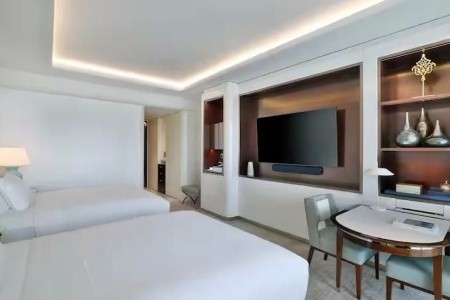 Katar Doha Waldorf Astoria Lusail Doha 8 dňový pobyt Polpenzia Letecky Letisko: Praha September 2025 (22/09/25-29/09/25)