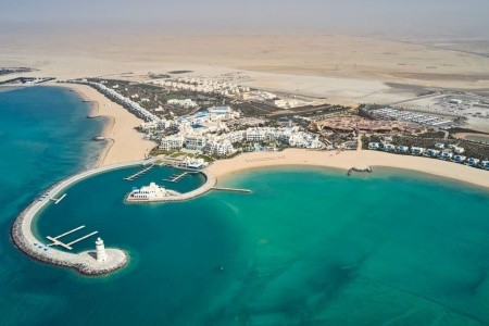 Katar Doha Hilton Salwa Beach Resort & Villas 11 dňový pobyt Plná penzia Letecky Letisko: Praha October 2025 (28/10/25- 7/11/25)