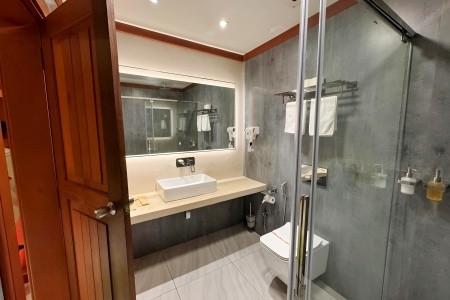 Maldivy Južný Atol Male Fihalhohi Island Resort 11 dňový pobyt Plná penzia Letecky Letisko: Viedeň February 2026 (23/02/26- 5/03/26)