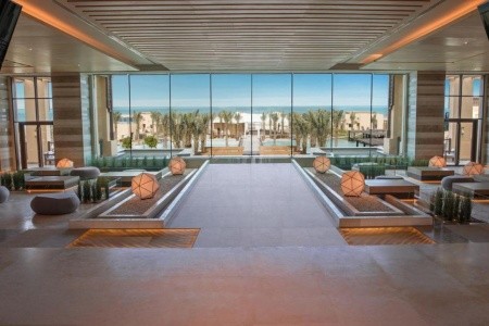 Spojené arabské emiráty Abu Dhabi Saadiyat Rotana Resort & Villas 14 dňový pobyt Raňajky Letecky Letisko: Praha September 2026 (25/09/26- 8/10/26)