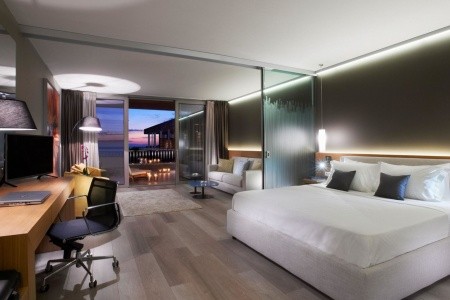 Grécko Chalkidiki Blue Dolphin 8 dňový pobyt Polpenzia Letecky Letisko: Praha September 2025 (26/09/25- 3/10/25)