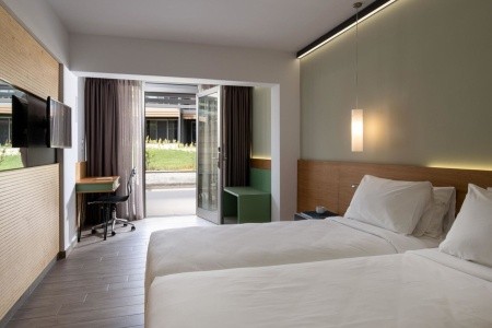 Grécko Chalkidiki Blue Dolphin 8 dňový pobyt Polpenzia Letecky Letisko: Praha September 2025 (26/09/25- 3/10/25)