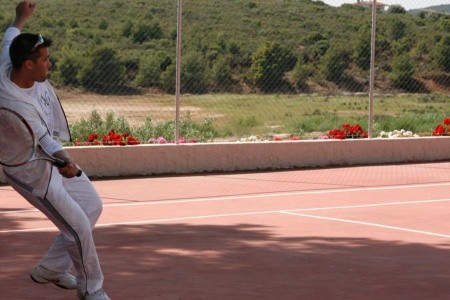 Grécko Chalkidiki Blue Dolphin 8 dňový pobyt Polpenzia Letecky Letisko: Praha September 2025 (26/09/25- 3/10/25)