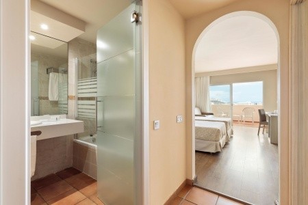 Kanárske ostrovy Tenerife Best Jacaranda 8 dňový pobyt Polpenzia Letecky Letisko: Budapešť October 2026 (12/10/26-19/10/26)