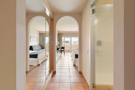 Kanárske ostrovy Tenerife Best Jacaranda 8 dňový pobyt Polpenzia Letecky Letisko: Budapešť October 2026 (12/10/26-19/10/26)