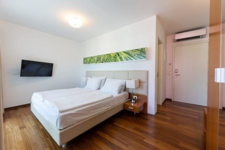 Slovinsko Portorož Boutique Portorose 5 dňový pobyt Raňajky Vlastná October 2025 (10/10/25-14/10/25)