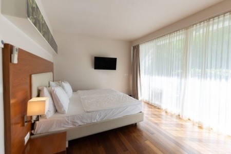 Slovinsko Portorož Boutique Portorose 5 dňový pobyt Raňajky Vlastná October 2025 (10/10/25-14/10/25)