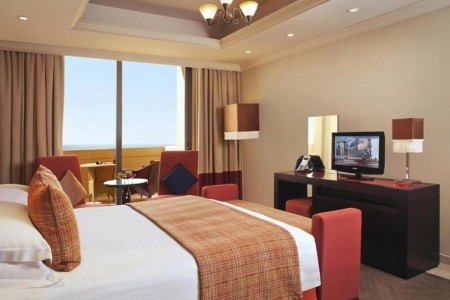 Spojené arabské emiráty Dubaj Arjaan Dubai Media City By Rotana 8 dňový pobyt Raňajky Letecky Letisko: Praha March 2026 (11/03/26-18/03/26)