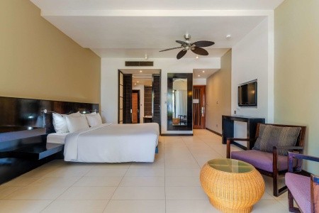 Crystals Beach Resort Belle Mare - 74